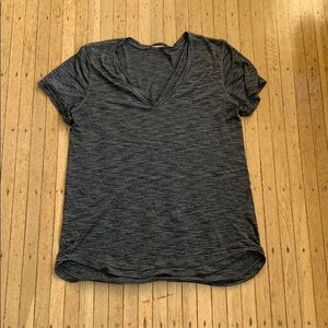 Lulu lemon V Neck Size 8